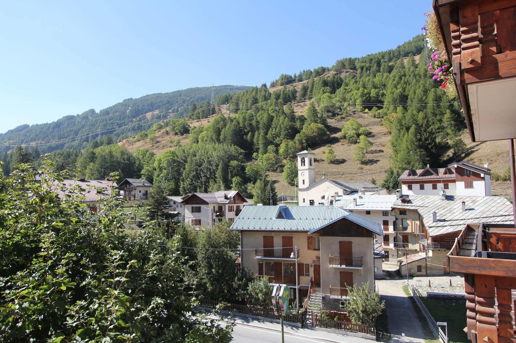Residence Albergian Pragelato Exterior foto